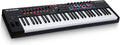 M-AUDIO Oxygen Pro 61 - Clavier maître MIDI USB 61 touches - Pads potentiomètres boutons et faders assignables - Pack logiciels inclus pour production musicale