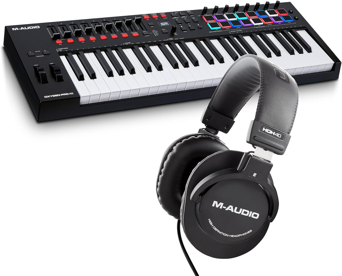 M Audio Oxygen Pro 49 pack contrôleur MIDI - clavier 49 touches compact noir avec casque - connexion USB pour ordinateur portable - studio podcast streaming production musicale